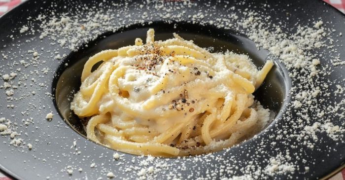 
Musica live, menu fisso e cucina romana: venerdì a cena da "Cacio & Pepe" a Palermo