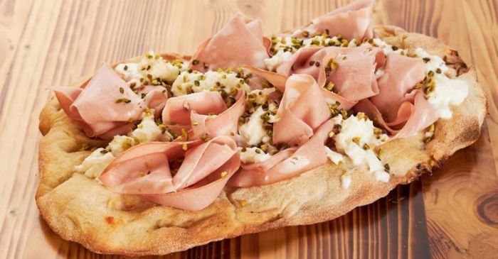 
Musica live, cucina romana e si fa festa: il giovedì a cena da "Cacio & Pepe" a Palermo