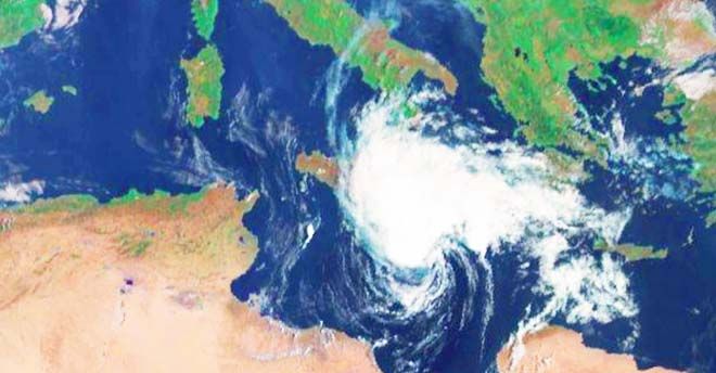 Un Ciclone Tropicale Sta Per Sfiorare La Sicilia Gli Esperti E Molto Simile A Un Uragano